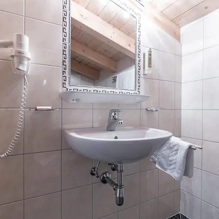 Laudegghof アパート ラディス