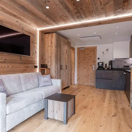 Laudegghof ラディス